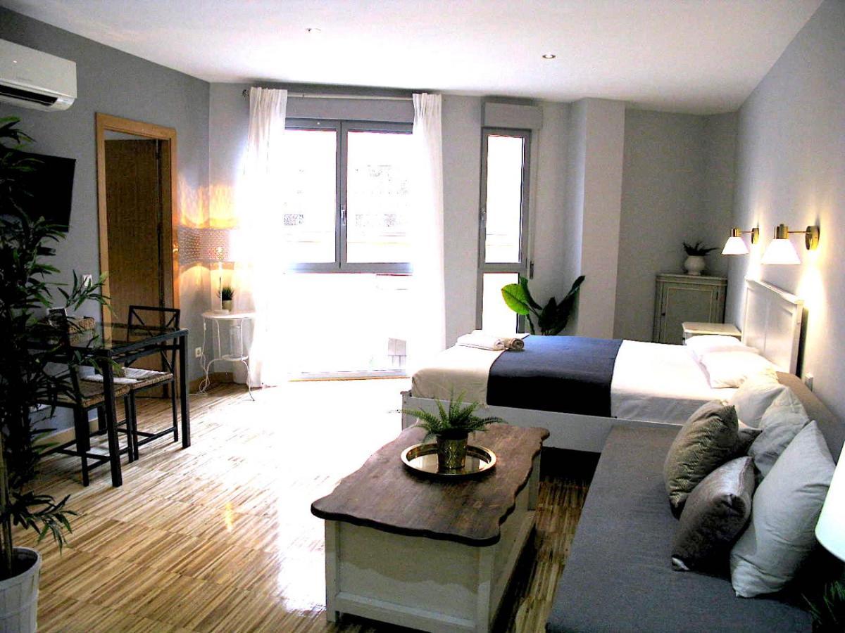 Wonder Apartments มาดริด ภายนอก รูปภาพ