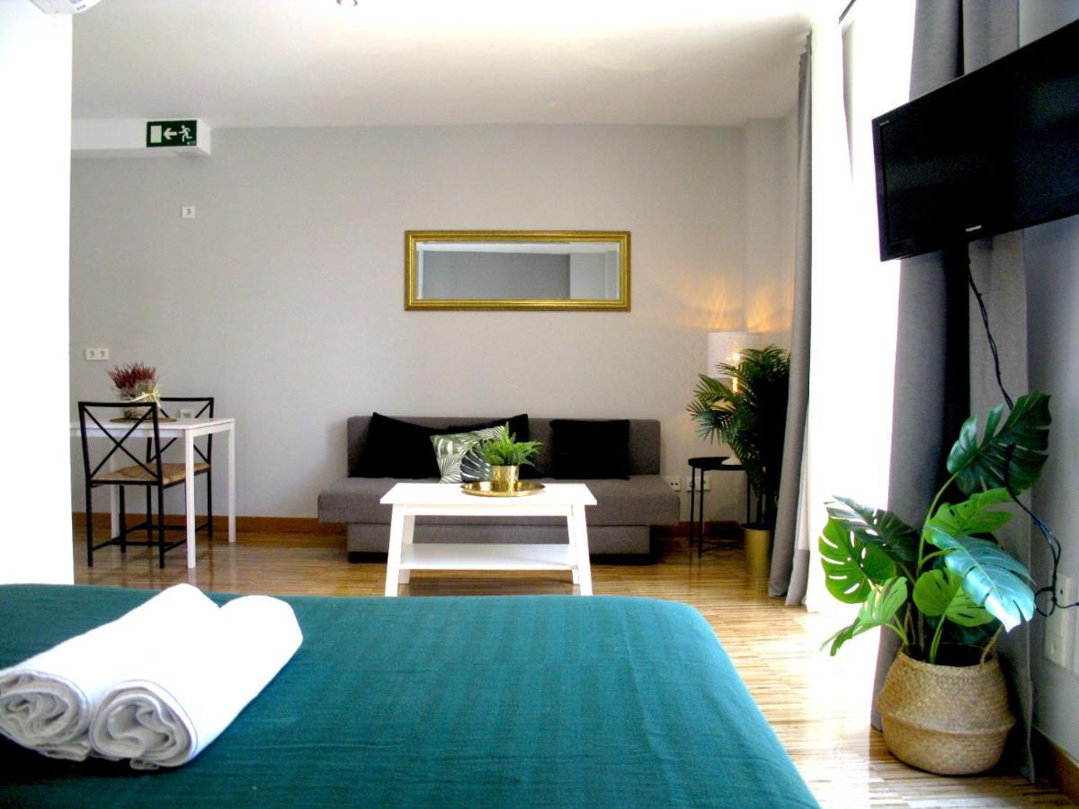 Wonder Apartments มาดริด ภายนอก รูปภาพ