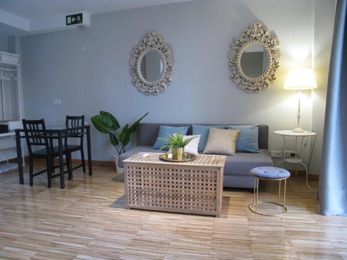 Wonder Apartments มาดริด ภายนอก รูปภาพ