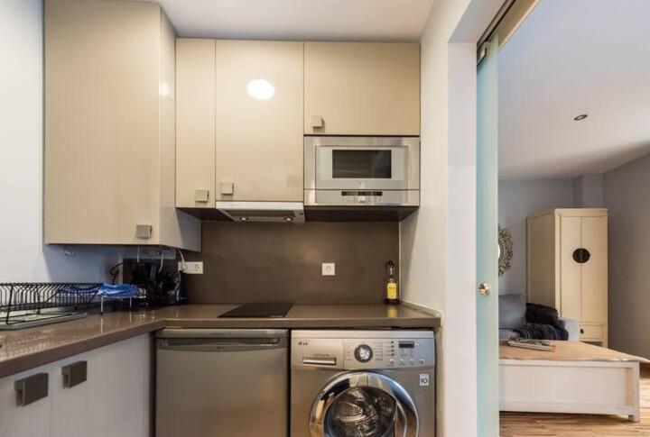 Wonder Apartments มาดริด ภายนอก รูปภาพ